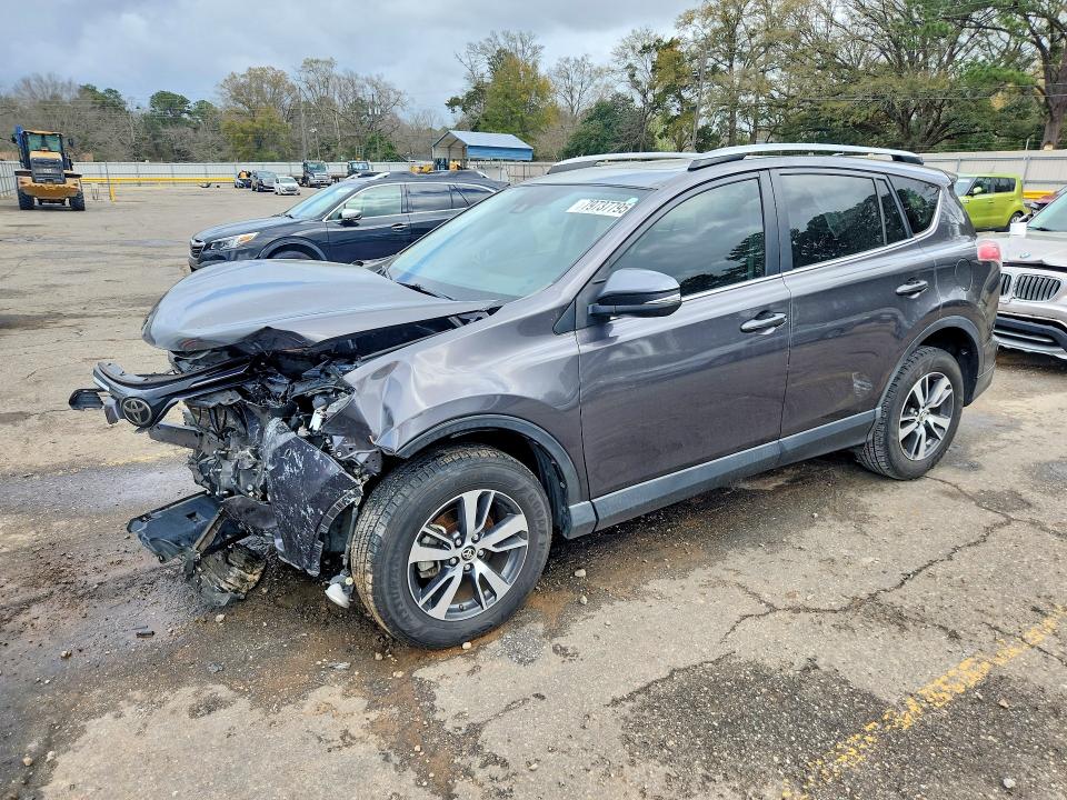 2017 TOYOTA RAV4 — VIN JTMWFREV7HJ121034