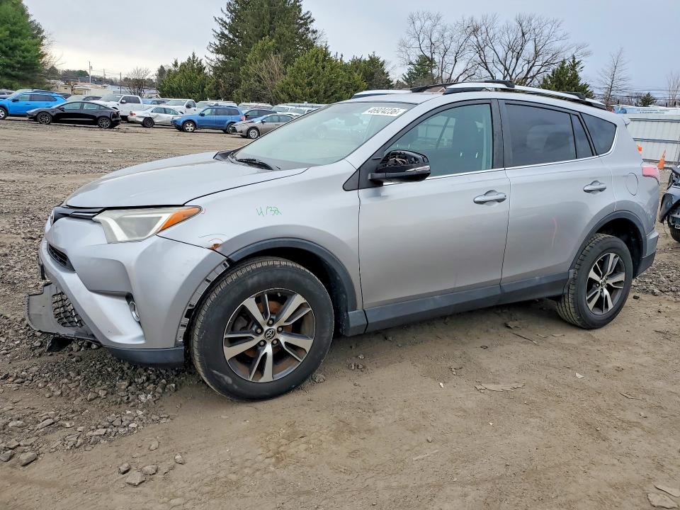 2016 TOYOTA RAV4 — VIN 2T3RFREV5GW438436
