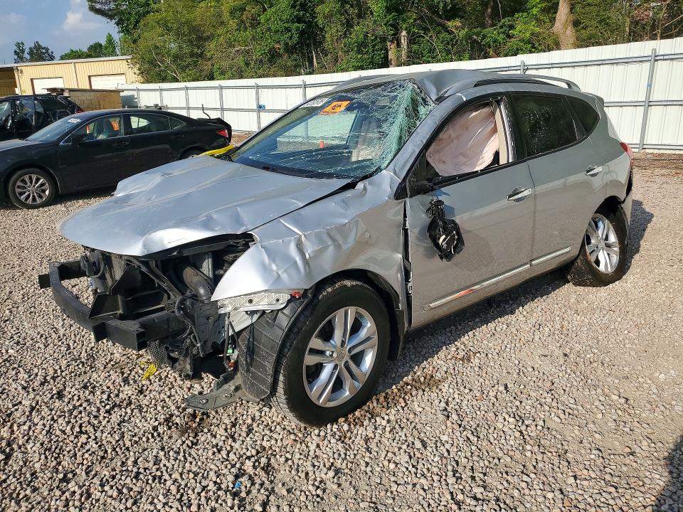 2015 NISSAN ROGUE SELECT — VIN JN8AS5MT0FW670254