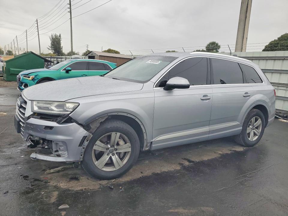 2018 AUDI Q7 — VIN WA1LHAF70JD003808