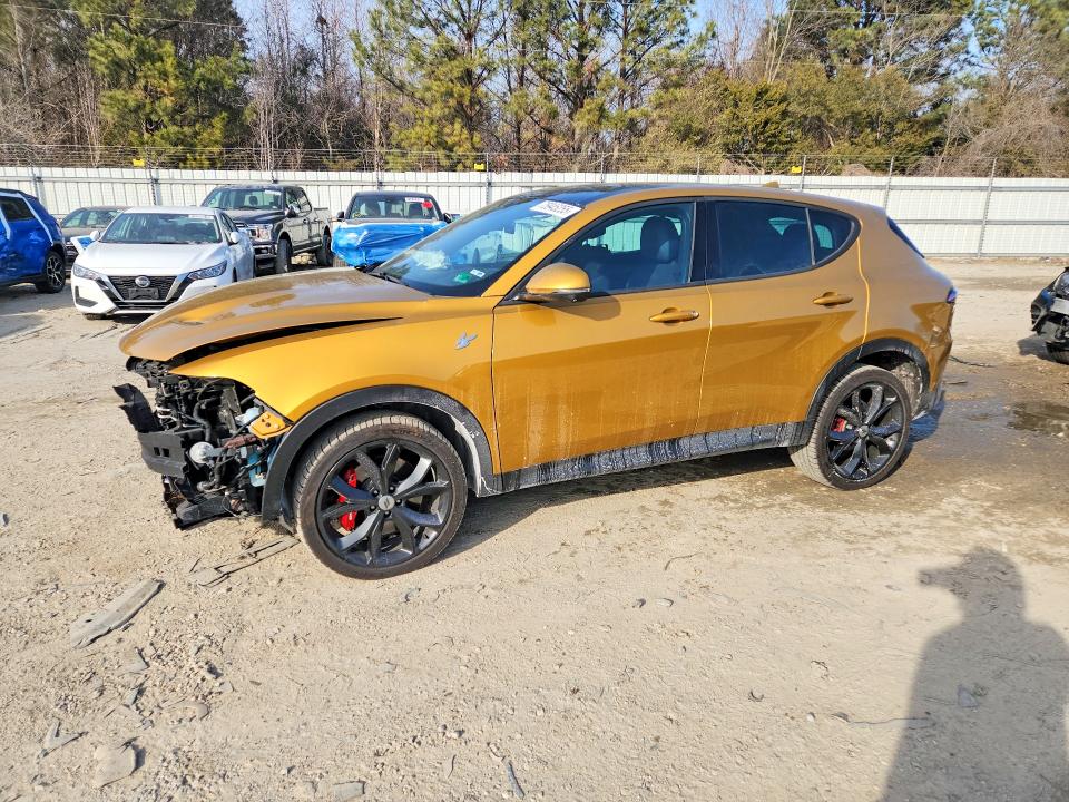 2023 DODGE HORNET — VIN ZACNDFBN5P3A01713