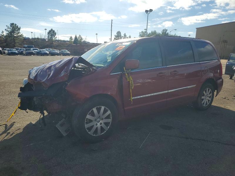 2015 CHRYSLER TOWN & COU — VIN 2C4RC1BG4FR611100