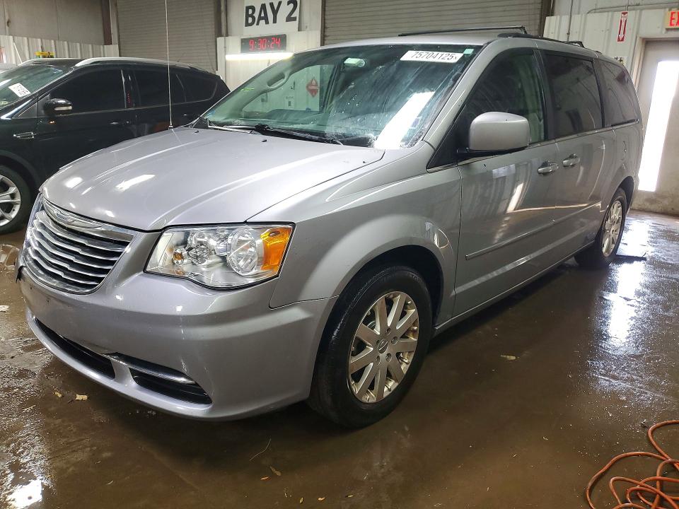 2015 CHRYSLER TOWN & COUNTRY — VIN 2C4RC1AG0FR677189