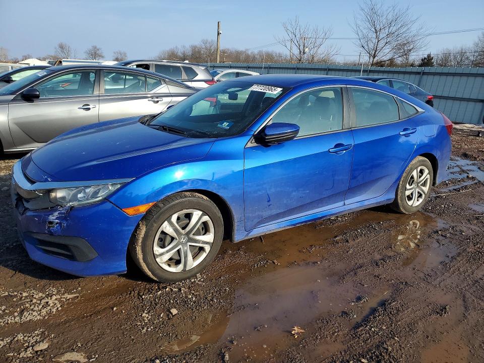 2017 HONDA CIVIC — VIN 19XFC2F51HE210013