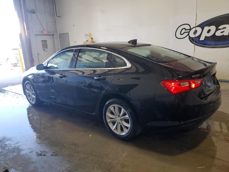 1G1ZD5ST5SF145592