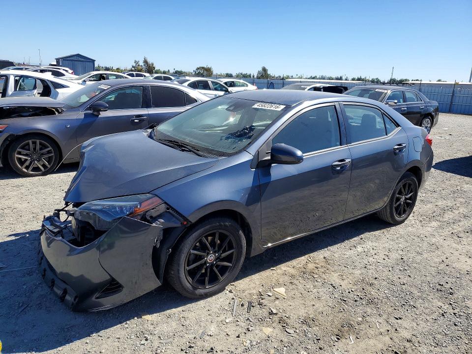 2017 TOYOTA COROLLA — VIN 5YFBURHE3HP703997