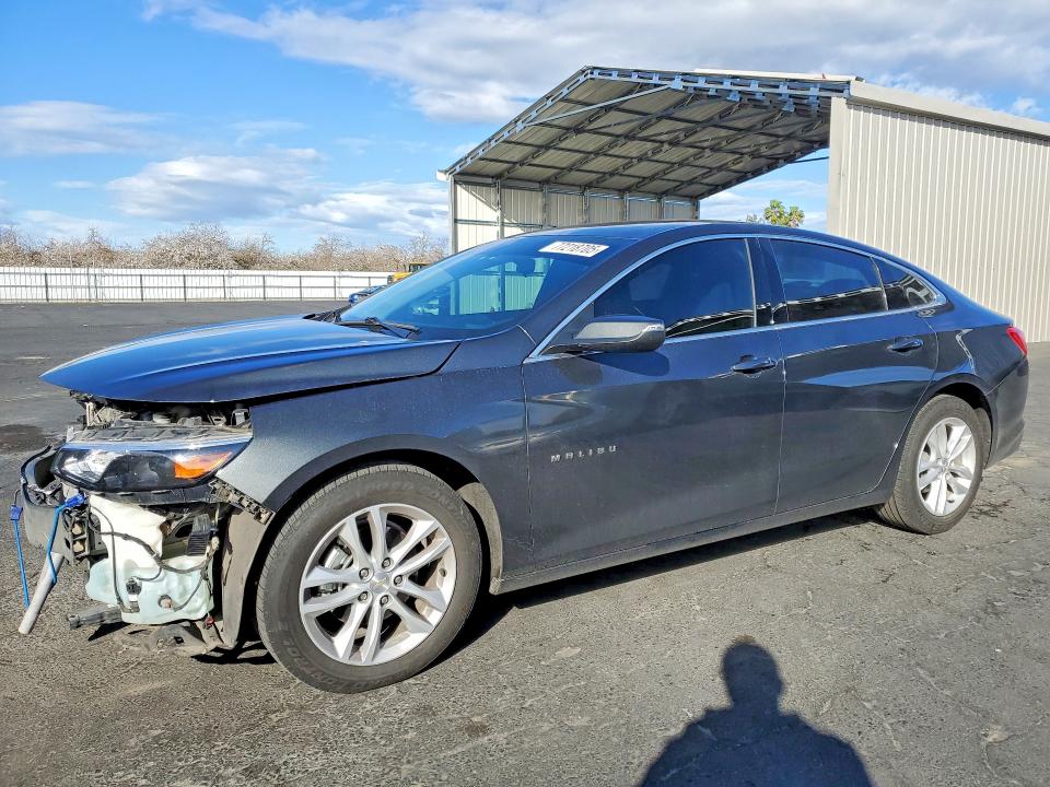 2018 CHEVROLET MALIBU — VIN 1G1ZD5ST5JF256562