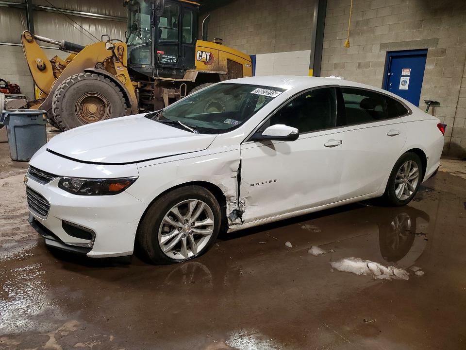 2018 CHEVROLET MALIBU — VIN 1G1ZD5ST1JF186879