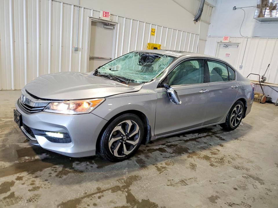 2016 HONDA ACCORD — VIN 1HGCR3F03GA020860