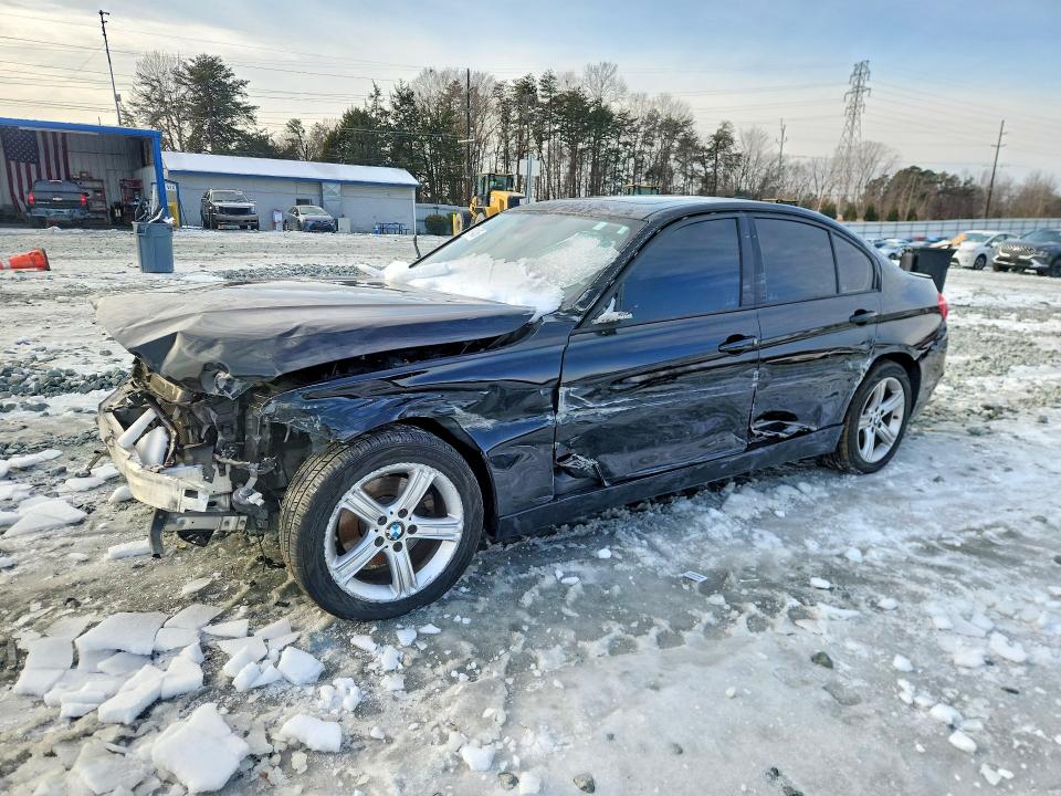 2015 BMW 320 — VIN WBA3C3G53FNT53817