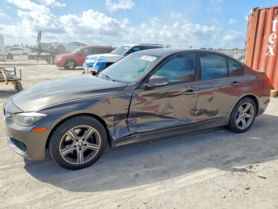 2015 BMW 320 — VIN WBA3B1C54FP831289