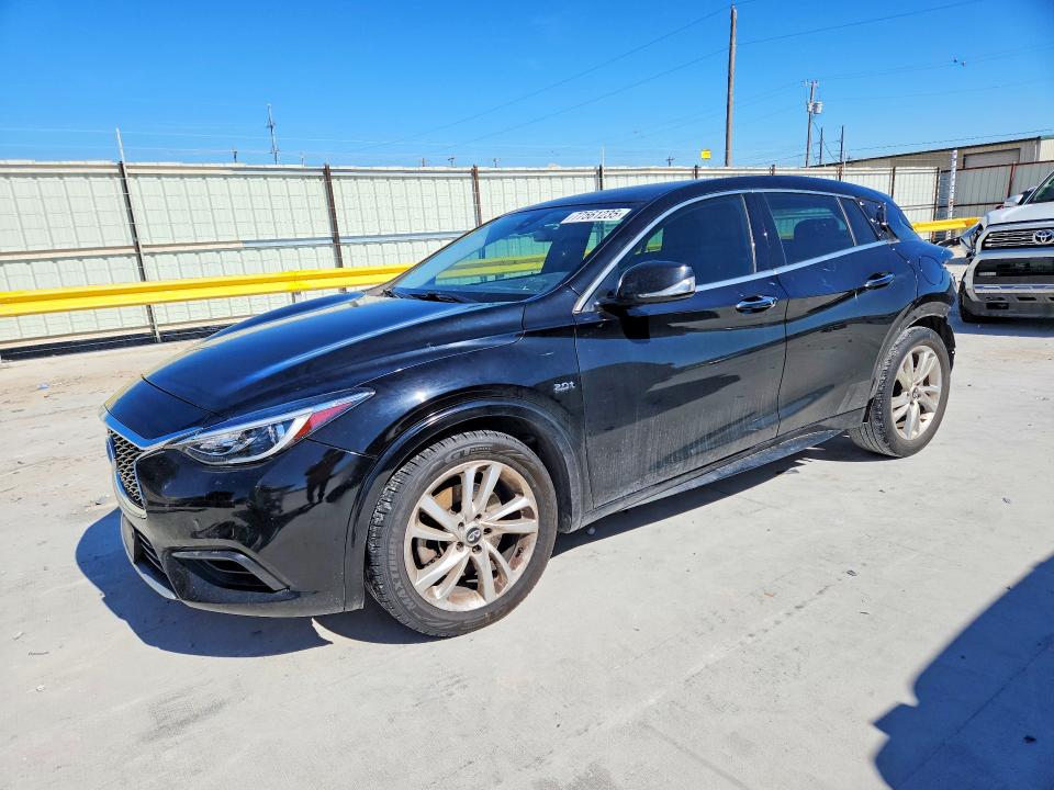 2017 INFINITI QX30 — VIN SJKCH5CP3HA016580