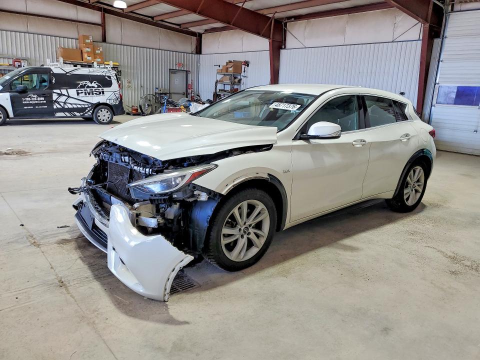 2018 INFINITI QX30 — VIN SJKCH5CP7JA005152