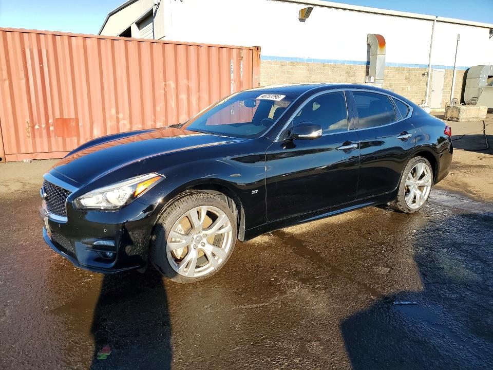 2016 INFINITI Q70 — VIN JN1BY1AR8GM270071