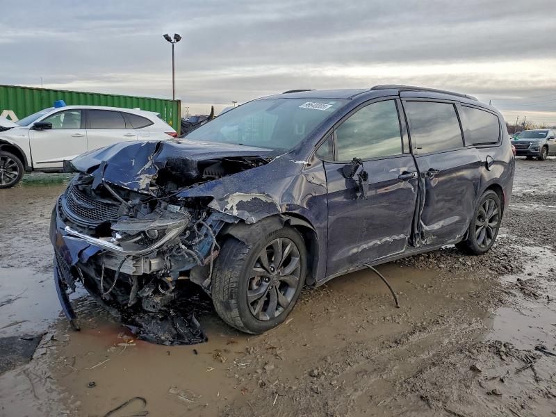 2019 CHRYSLER PACIFICA — VIN 2C4RC1GG8KR526747