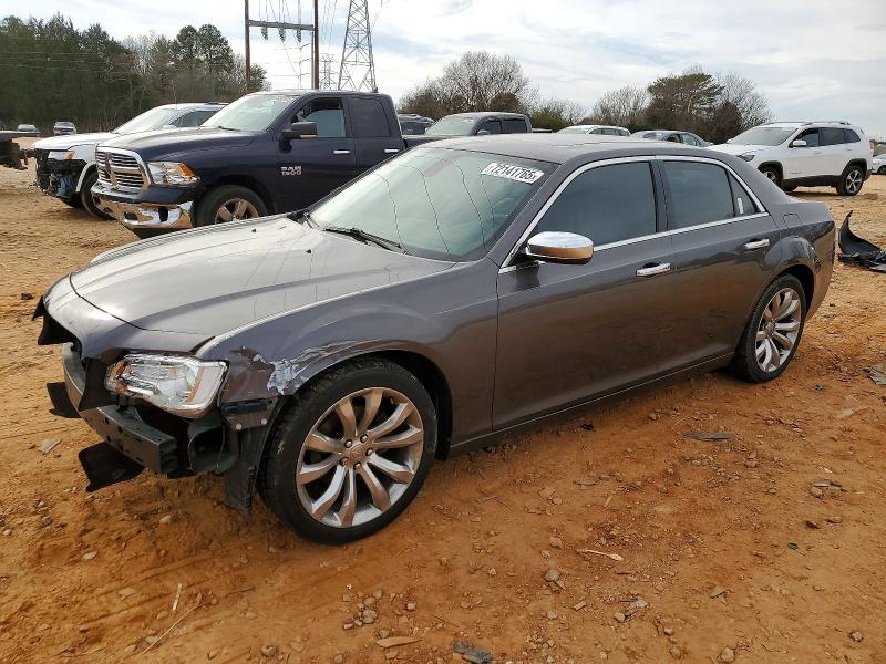 2016 CHRYSLER 300 — VIN 2C3CCAAG2GH358183