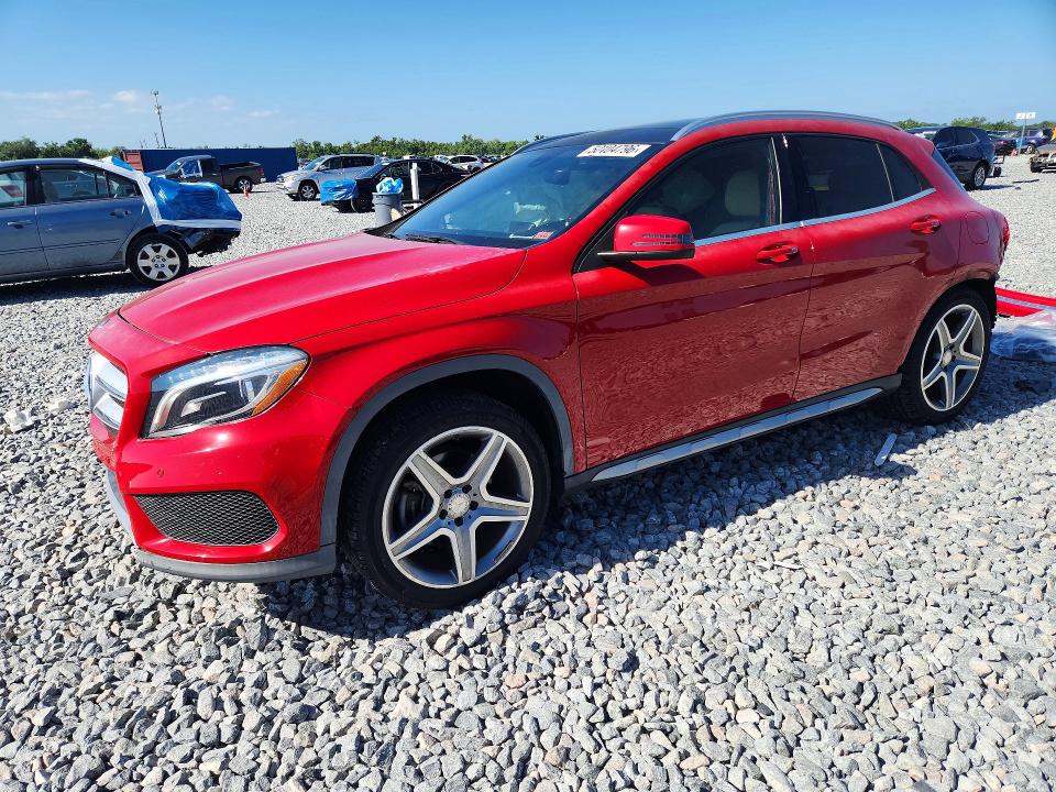2015 MERCEDES-BENZ GLA — VIN WDCTG4GB3FJ039430