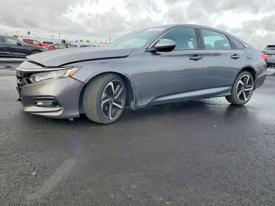 2019 HONDA ACCORD — VIN 1HGCV1F39KA132694