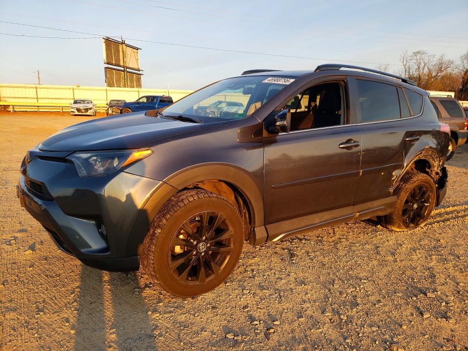 2018 TOYOTA RAV4 — VIN 2T3RFREV5JW798586
