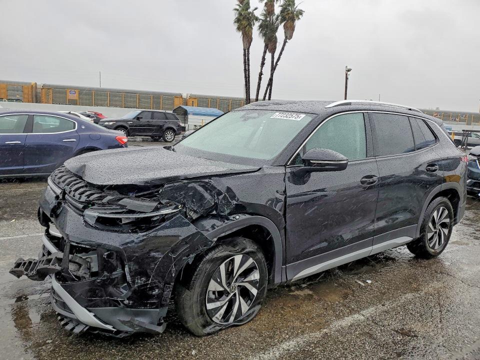 2025 VOLKSWAGEN TIGUAN — VIN 3VVCR7RM3SM041404