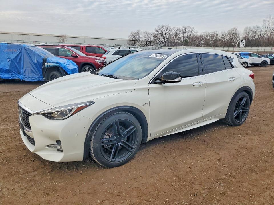 2017 INFINITI QX30 — VIN SJKCH5CP9HA017927