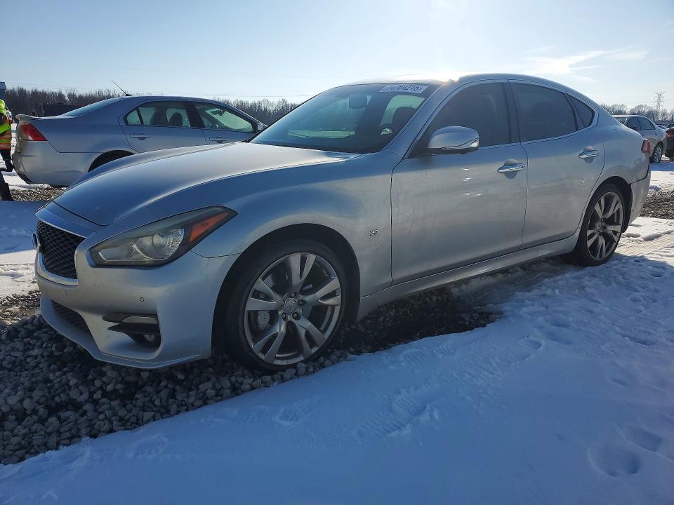 2015 INFINITI Q70 — VIN JN1BY1AP3FM541745