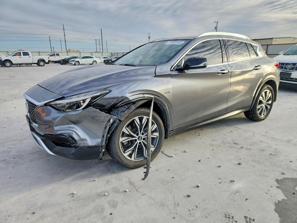 2018 INFINITI QX30 — VIN SJKCH5CR6JA055526