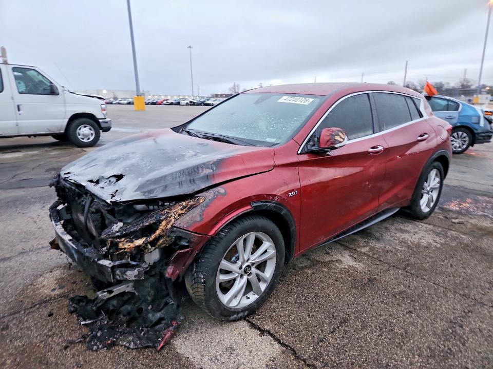 2017 INFINITI QX30 — VIN SJKCH5CP2HA034830