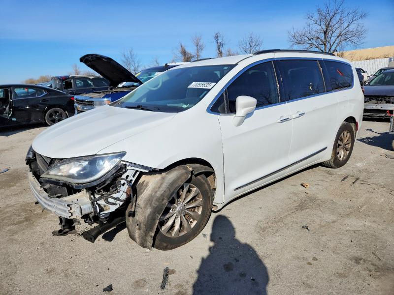 2017 CHRYSLER PACIFICA — VIN 2C4RC1BG9HR524599