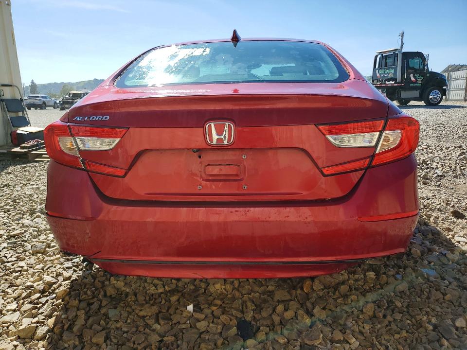 1HGCV1F52KA066698