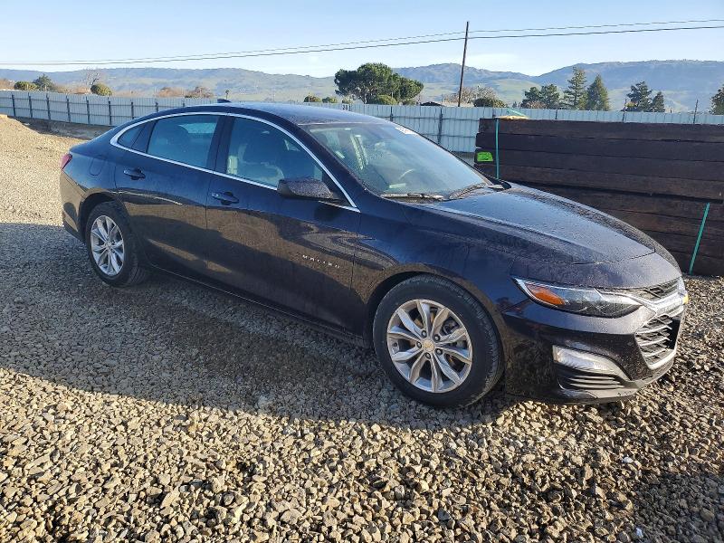 1G1ZD5ST8PF165214