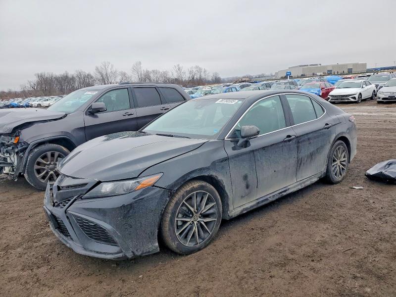 2021 TOYOTA CAMRY — VIN 4T1G11BK5MU025714