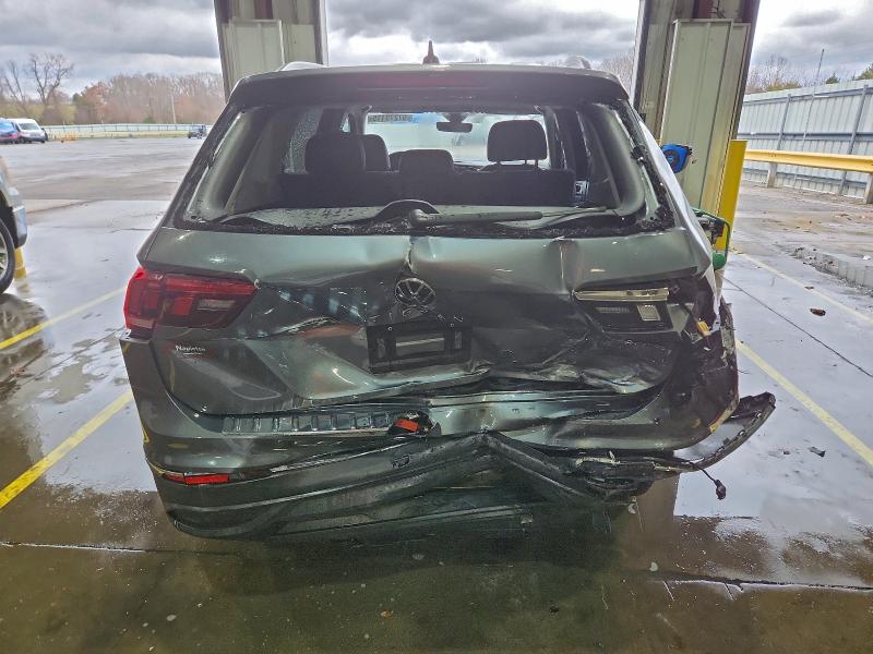 3VVAB7AX2RM225020