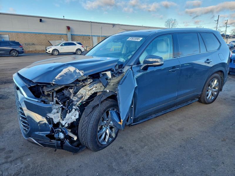 2024 TOYOTA GRAND HIGHLANDER — VIN 5TDACAB5XRS012175