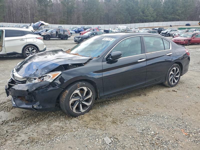 2017 HONDA ACCORD — VIN 1HGCR2F96HA095594