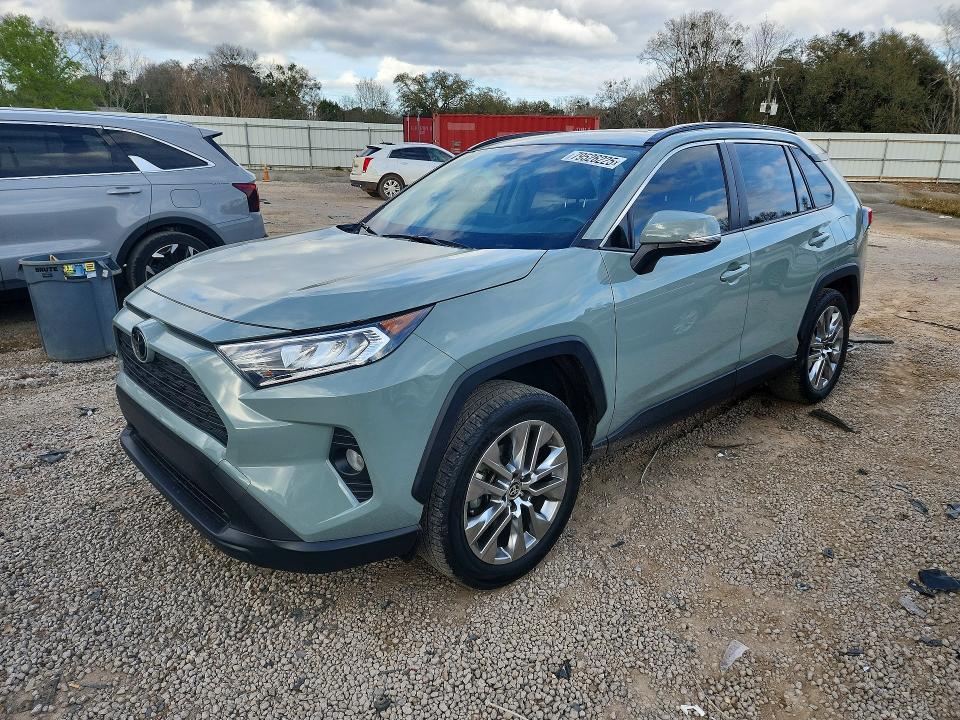 2021 TOYOTA RAV4 — VIN JTMC1RFV0MD073644