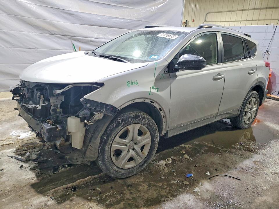 2015 TOYOTA RAV4 — VIN JTMBFREV4FJ030573