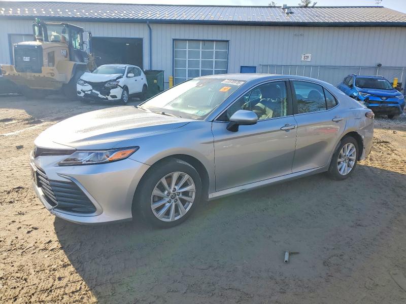 2021 TOYOTA CAMRY — VIN 4T1C11BK5MU027221