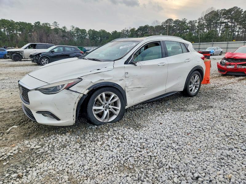 2017 INFINITI QX30 — VIN SJKCH5CP1HA031918