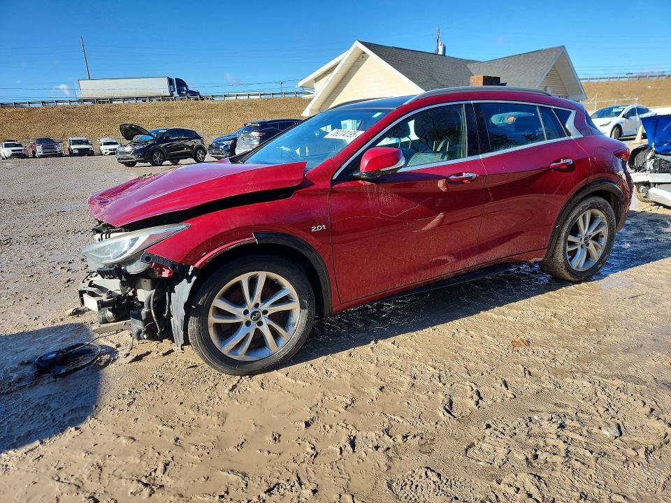 2017 INFINITI QX30 — VIN SJKCH5CP1HA032339