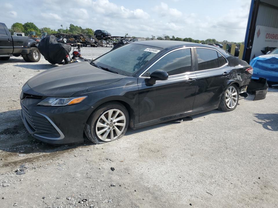 2021 TOYOTA CAMRY — VIN 4T1C11AK5MU455372