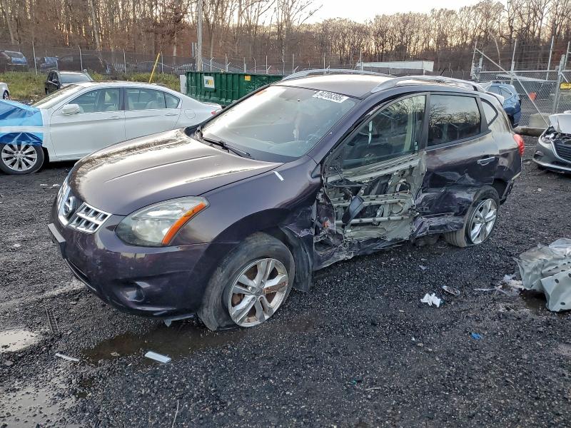 2015 NISSAN ROGUE SELECT — VIN JN8AS5MV0FW767312