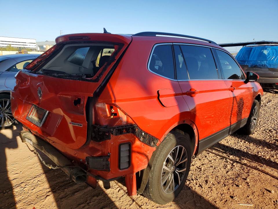 3VV2B7AX3KM122019