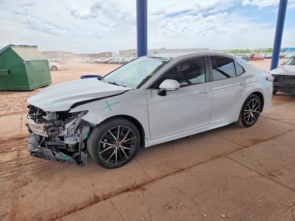 2022 TOYOTA CAMRY — VIN 4T1G11AK3NU633797