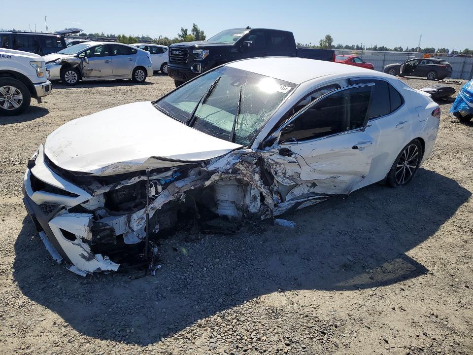 2018 TOYOTA CAMRY — VIN JTNB11HK3J3066894