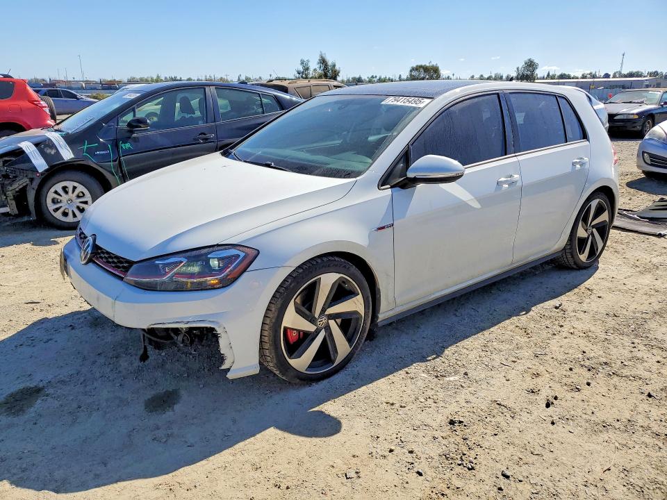 2018 VOLKSWAGEN GTI — VIN 3VW447AU9JM251787