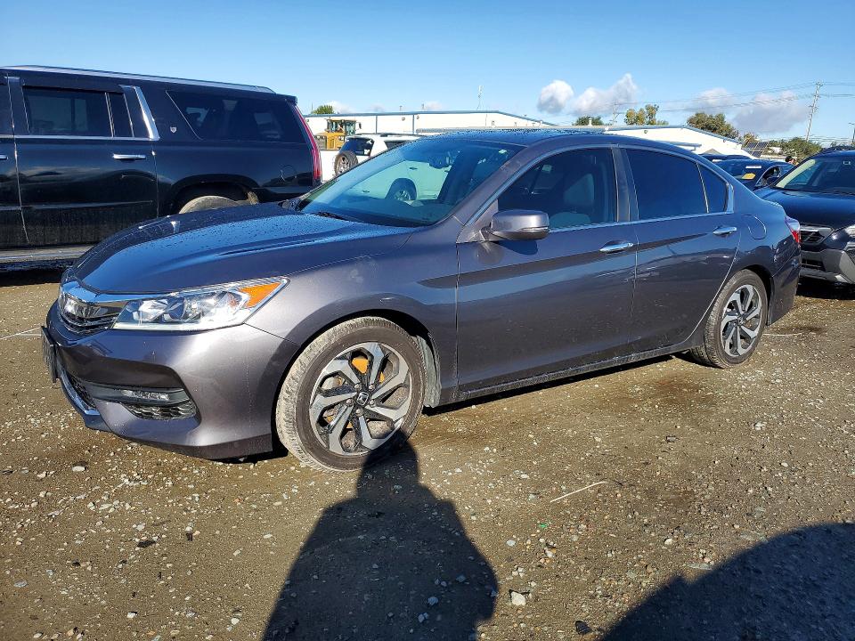 2017 HONDA ACCORD — VIN 1HGCR2F89HA287079