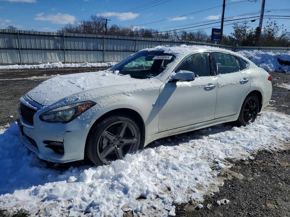 2015 INFINITI Q70 — VIN JN1BY1ARXFM561508