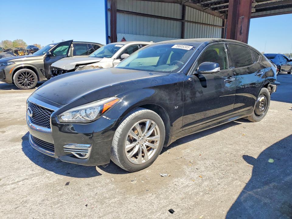 2015 INFINITI Q70 — VIN JN1BY1AP5FM541472