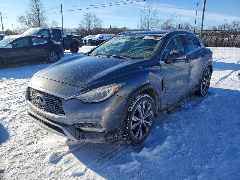 2017 INFINITI QX30 BASE — VIN SJKCH5CRXHA020384